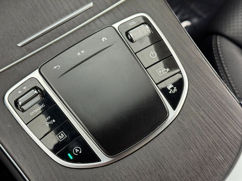 Used 2022 Mercedes-Benz GLC 300 4MATIC w/ AMG Line image 29