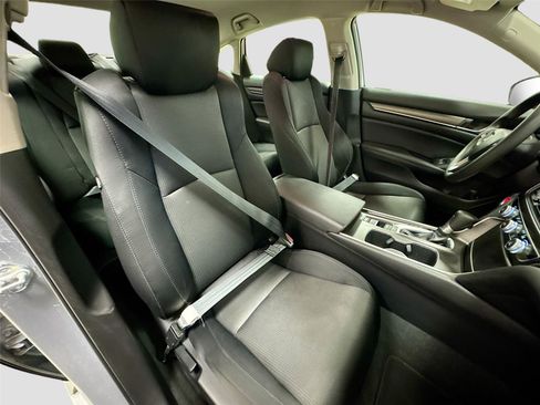 Used 2021 Honda Accord LX image 25