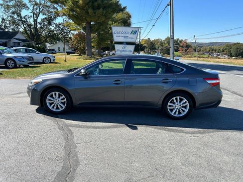 Used 2014 Toyota Avalon XLE image 8