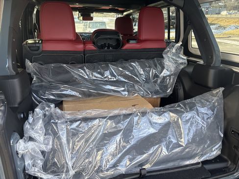 Used 2024 Jeep Wrangler Rubicon 392 image 5