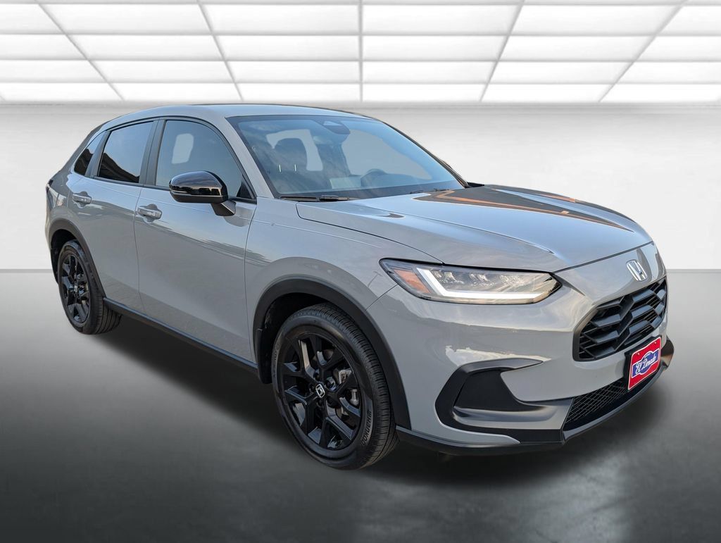 Used 2025 Honda HR-V Sport image 1