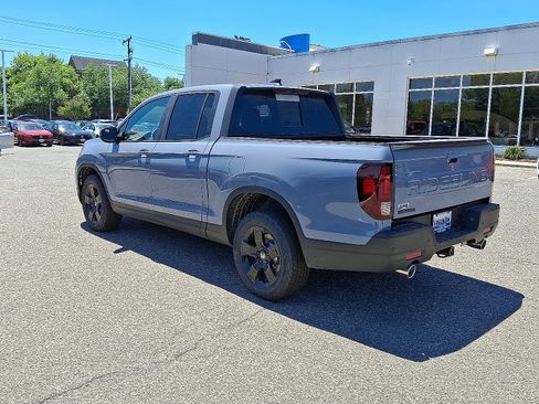 New 2026 Honda Ridgeline Black Edition image 4