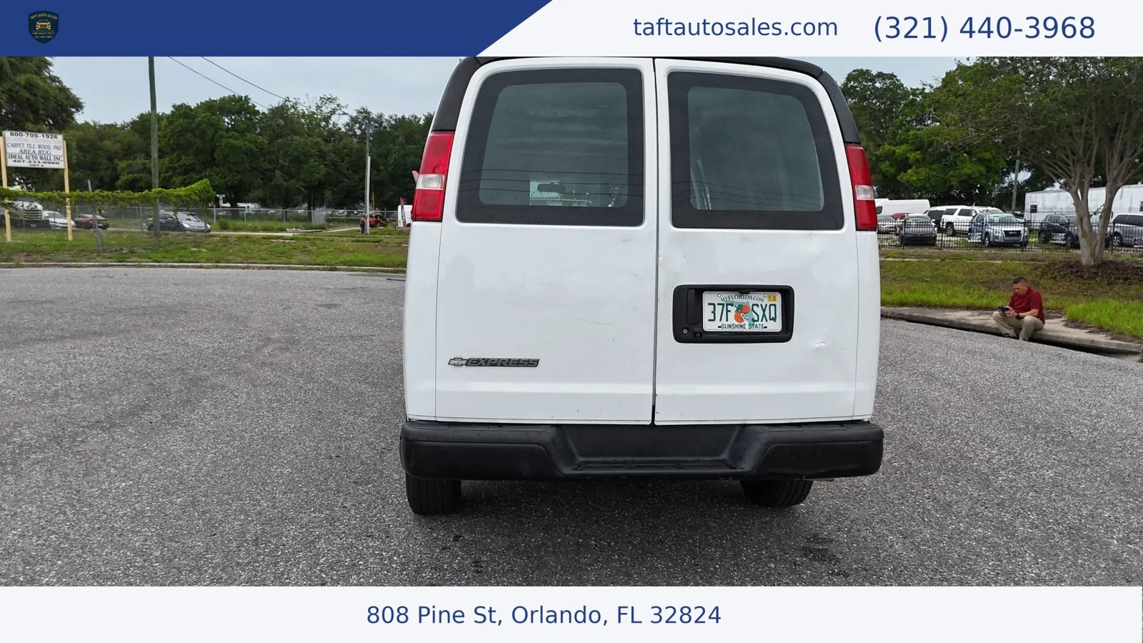 Used 2020 Chevrolet Express 2500 Extended w/ Communications Package RWD image 8