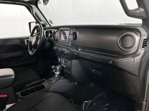 Used 2021 Jeep Wrangler Unlimited Sport AWD/4WD image 27