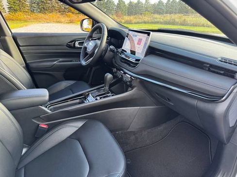 New 2026 Jeep Compass Limited AWD/4WD image 15