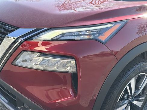 Used 2022 Nissan Rogue SL w/ SL Premium Package image 32