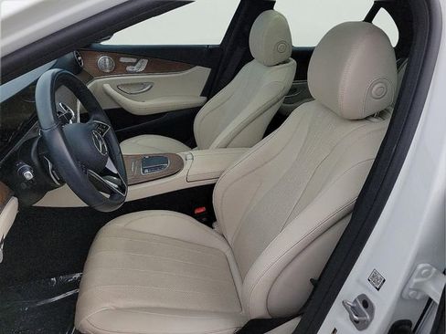 Used 2023 Mercedes-Benz E 350 Sedan image 18