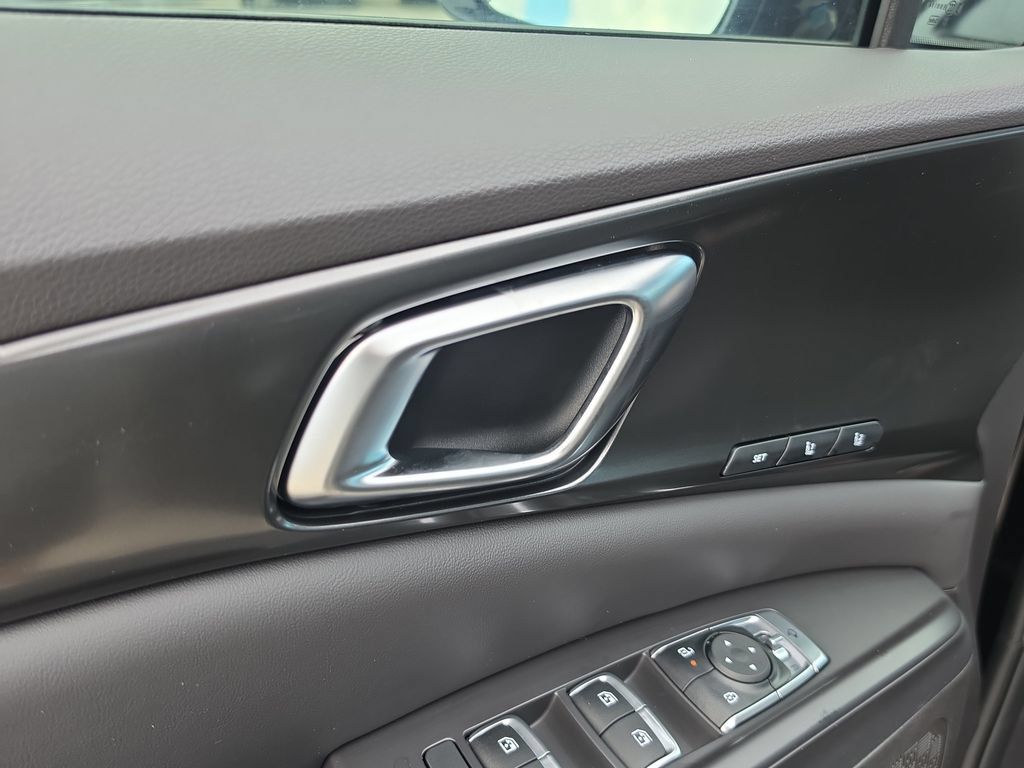 New 2027 Kia Carnival SX w/ Dark Edition Package FWD image 20