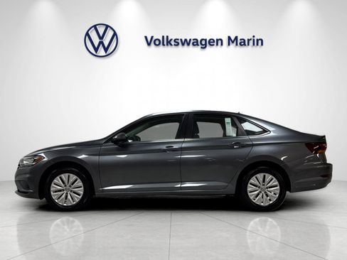 Used 2019 Volkswagen Jetta S w/ Driver Assistance Package FWD image 2