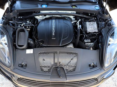 Used 2020 Porsche Macan image 61