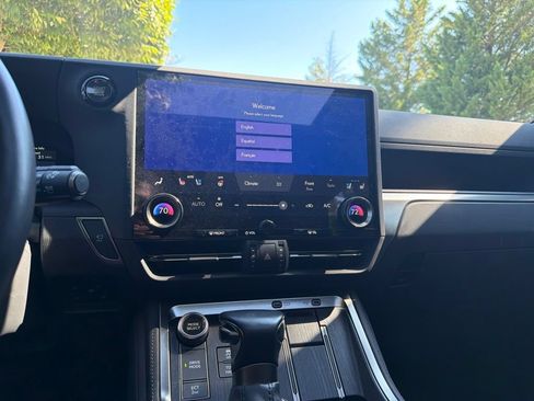 Certified 2024 Lexus GX 550 w/ Accessory Package (2T) AWD/4WD image 32