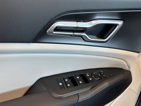 New 2026 Kia Sportage EX AWD/4WD image 11