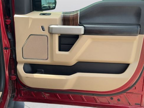 Used 2017 Ford F150 Lariat RWD image 23