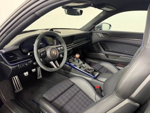 Certified 2026 Porsche 911 Carrera T RWD image 4