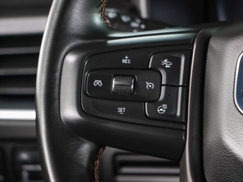Used 2024 GMC Yukon AT4 AWD/4WD image 14
