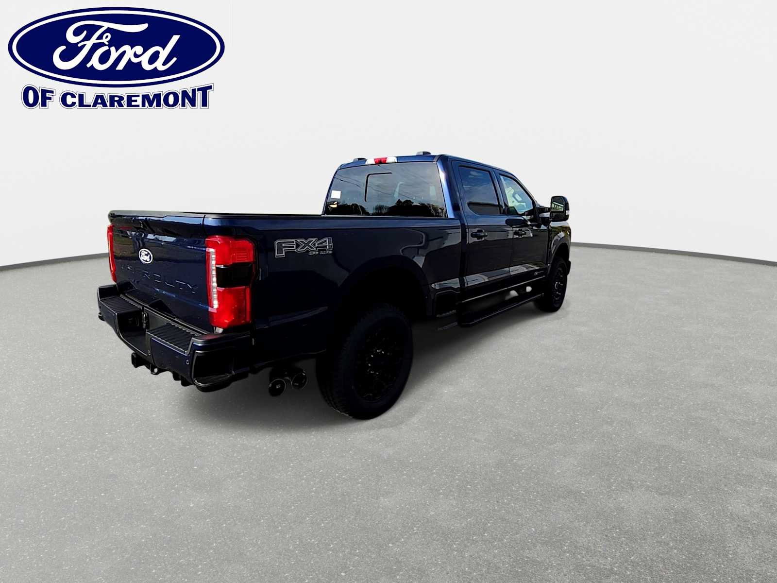 New 2027 Ford F350 Lariat w/ Black Appearance Package AWD/4WD image 8
