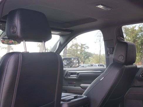 Used 2023 GMC Sierra 1500 AT4 w/ AT4 Premium Package AWD/4WD image 21