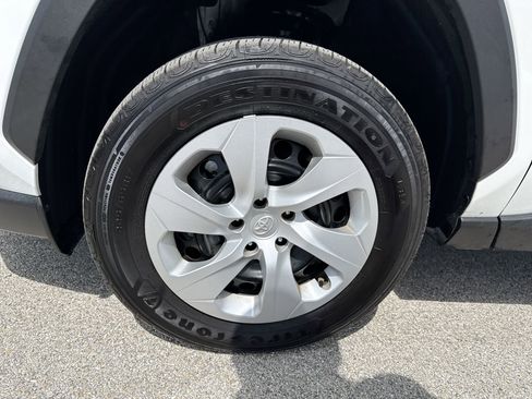 Certified 2025 Toyota RAV4 LE FWD image 18