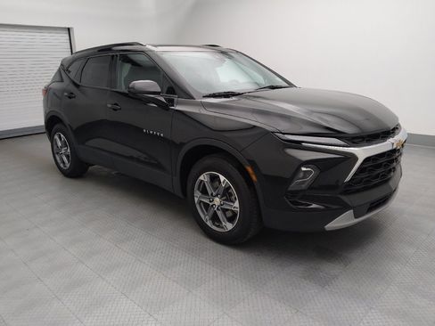 Used 2024 Chevrolet Blazer LT w/ Convenience Package FWD image 11