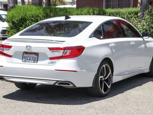 Used 2022 Honda Accord Sport image 9