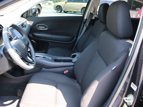 Used 2017 Honda HR-V EX image 22