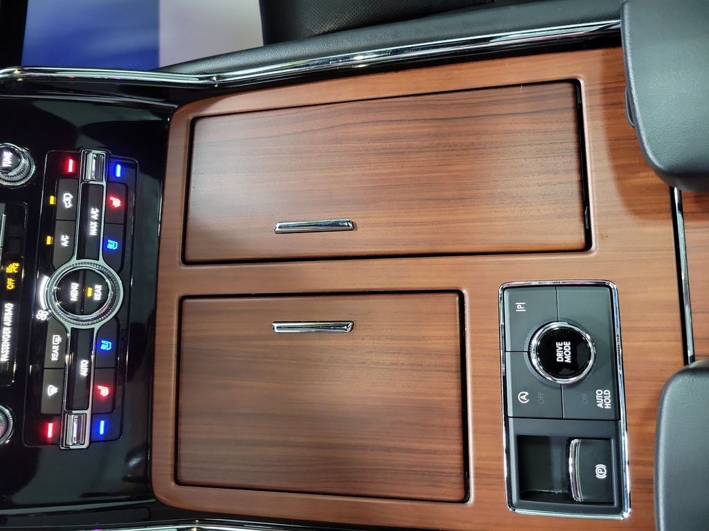Used 2022 Lincoln Navigator Reserve AWD/4WD image 44