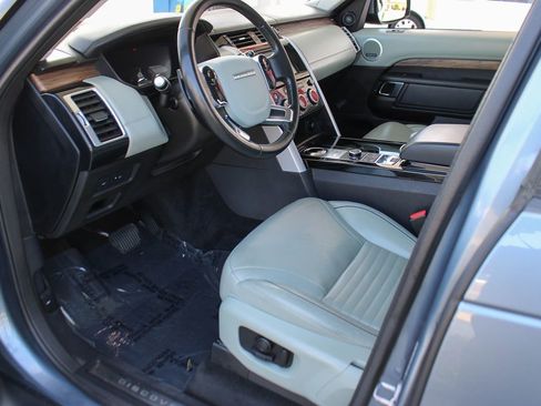 Used 2019 Land Rover Discovery HSE Luxury AWD/4WD image 13