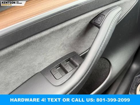 Used 2023 Tesla Model Y Long Range AWD/4WD image 18
