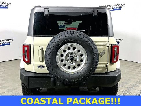 New 2025 Ford Bronco Outer Banks image 4