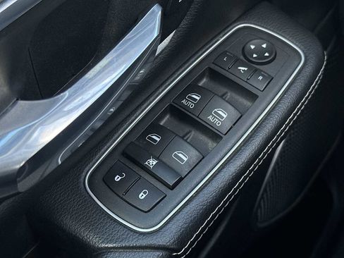 Used 2022 RAM 1500 Laramie image 15