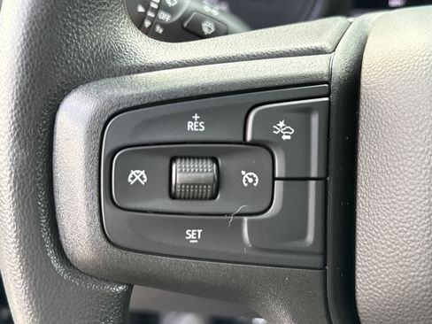 Used 2022 Chevrolet Silverado 1500 Custom image 25