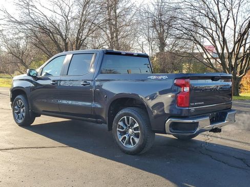 Used 2022 Chevrolet Silverado 1500 LT image 4
