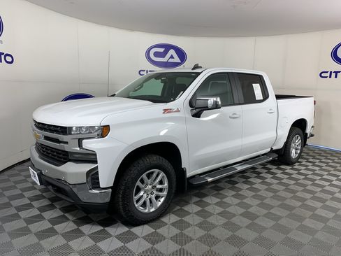 Used 2020 Chevrolet Silverado 1500 LT AWD/4WD image 6