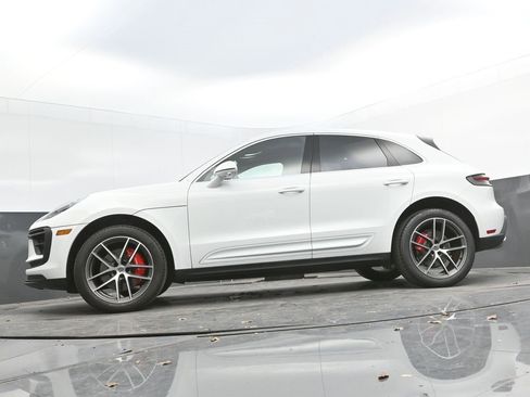 Used 2023 Porsche Macan S image 31