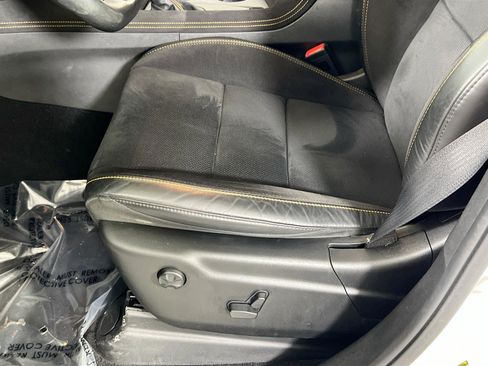 Used 2023 Dodge Durango R/T w/ Hemi Orange Plus Package image 18