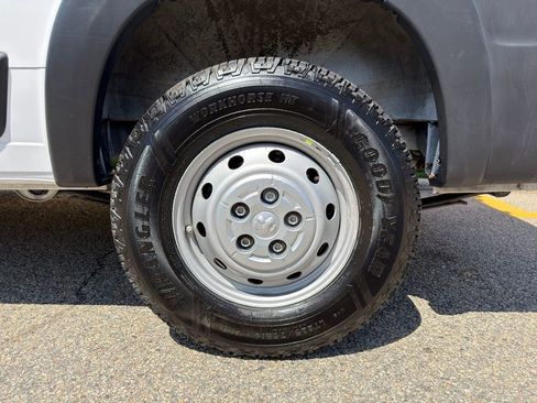 Used 2023 RAM ProMaster 2500 FWD image 39