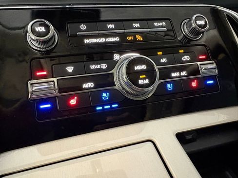 Used 2022 Lincoln Navigator L Black Label image 33