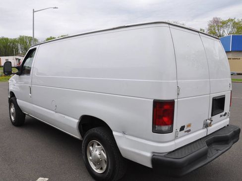 Used 2012 Ford E-250 and Econoline 250 w/ Commercial Cargo Van Pkg image 10
