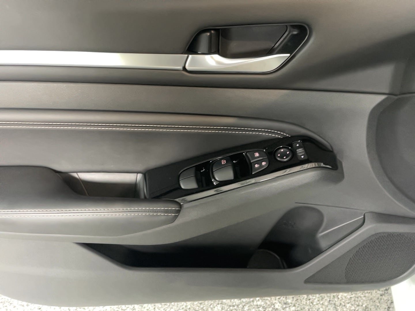 Used 2023 Nissan Altima 2.5 SL AWD/4WD image 15