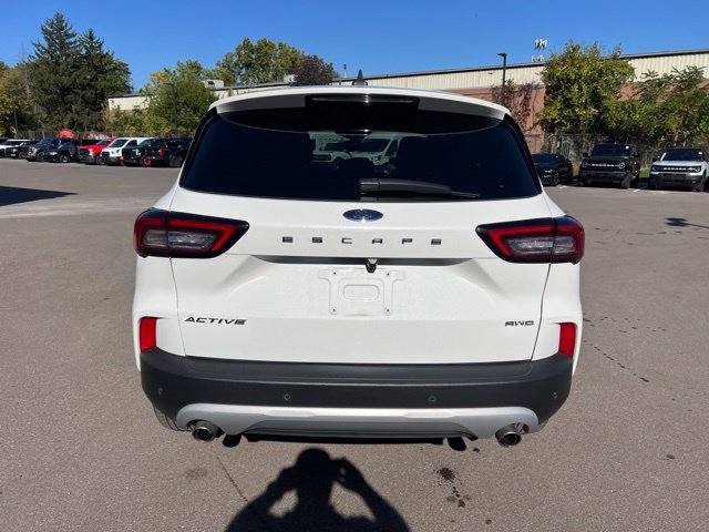 Used 2023 Ford Escape Active w/ Tech Pack #1 AWD/4WD image 6