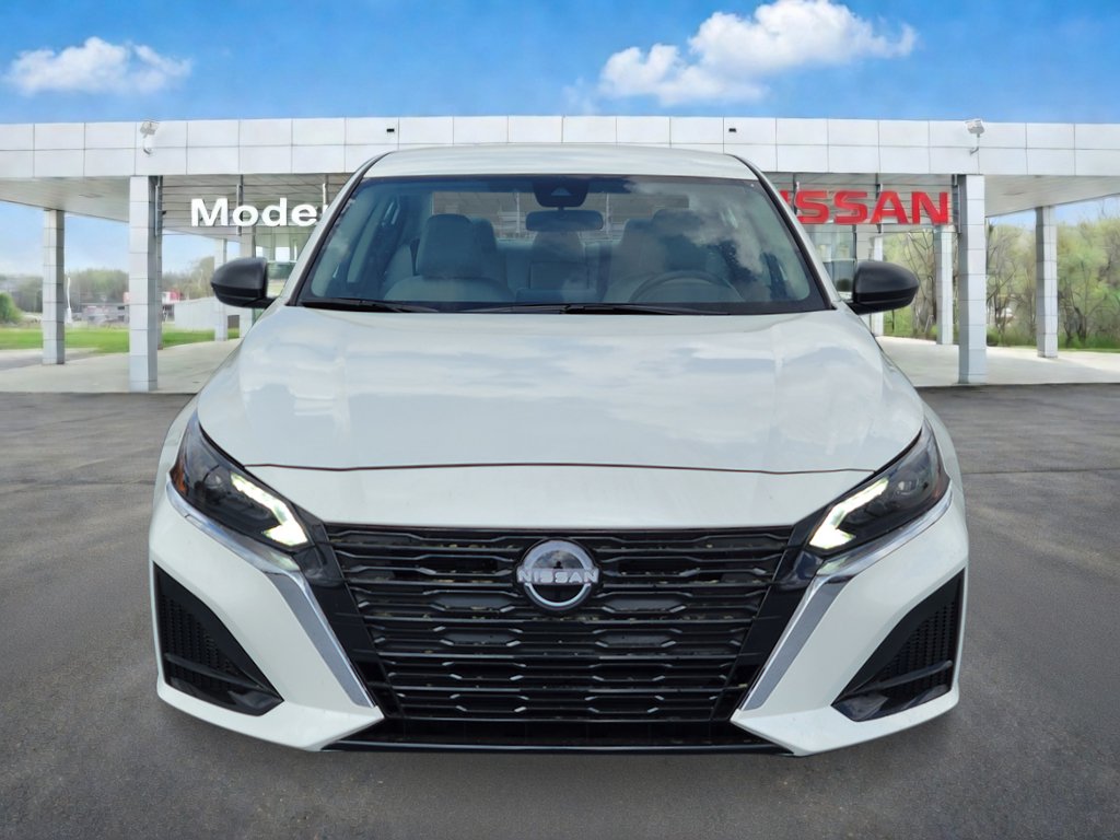 New 2026 Nissan Altima 2.5 SV FWD image 8