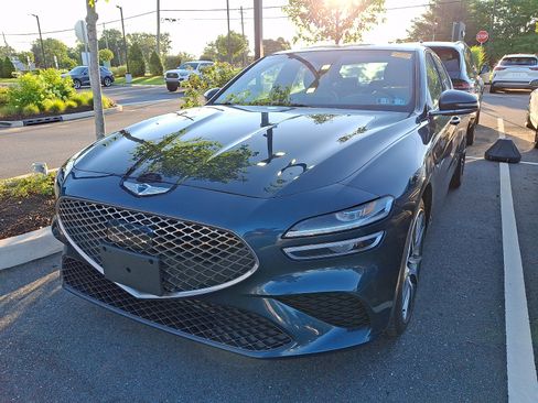 Certified 2023 Genesis G70 2.0T AWD/4WD image 5