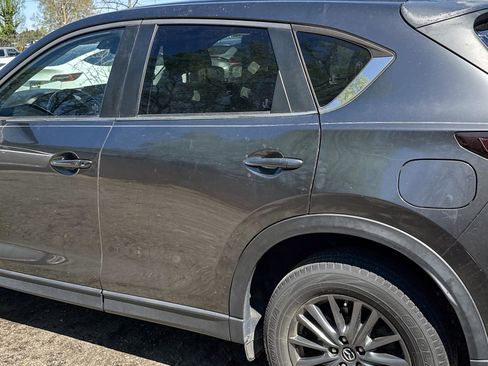 Used 2019 MAZDA CX-5 Touring image 6