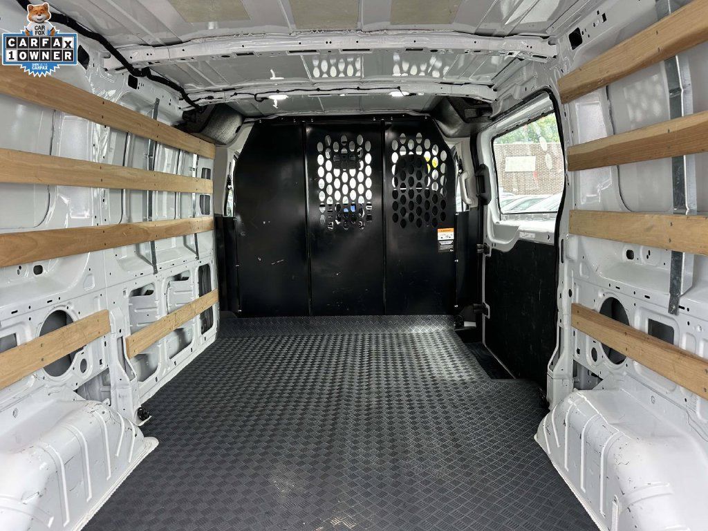 Used 2025 Ford Transit 250 Low Roof w/ Exterior Upgrade Package RWD image 12