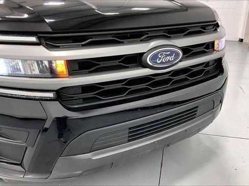 Used 2023 Ford Expedition XLT RWD image 35