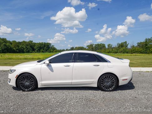 Used 2017 Lincoln MKZ Reserve w/ Climate Package AWD/4WD image 3