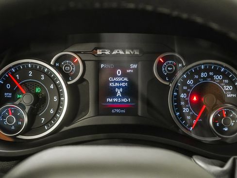 Used 2026 RAM 2500 Big Horn AWD/4WD image 51