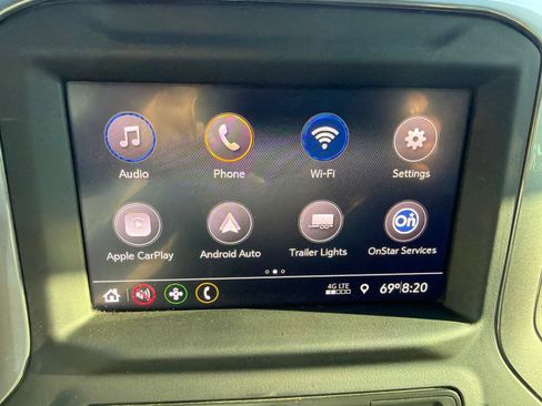 Used 2020 Chevrolet Silverado 1500 Custom Trail Boss w/ Custom Convenience Package AWD/4WD image 18