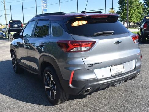 Used 2022 Chevrolet TrailBlazer RS w/ Technology Package AWD/4WD image 5