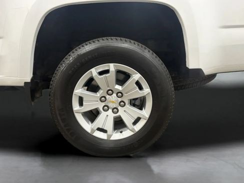 Used 2022 Chevrolet Colorado LT w/ Fleet Safety Package RWD image 26